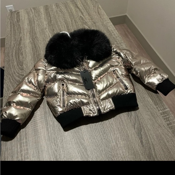 Gold jacket - Picture 2 of 4